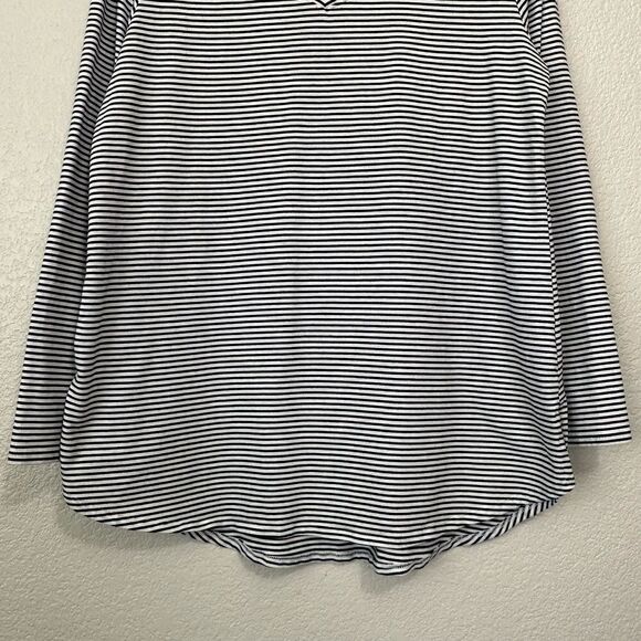 Soft Surroundings Pima Cotton V-neck Long Sleeves Tee - Picture 4 of 10